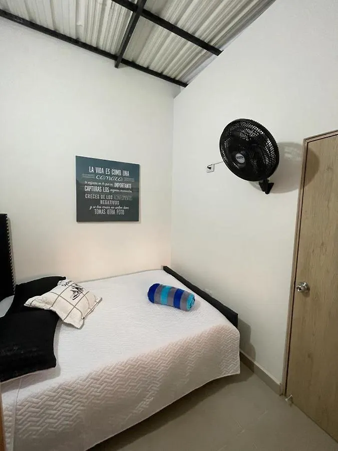 Апартаменты Aparta-Hotel Laureles 305 Медельин
