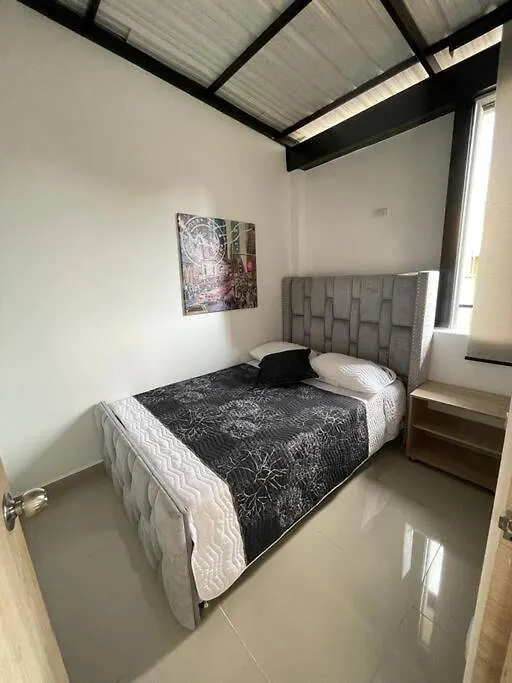 Aparta-Hotel Laureles 305 Медельин Апартаменты